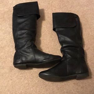 Black tall boots size 7.